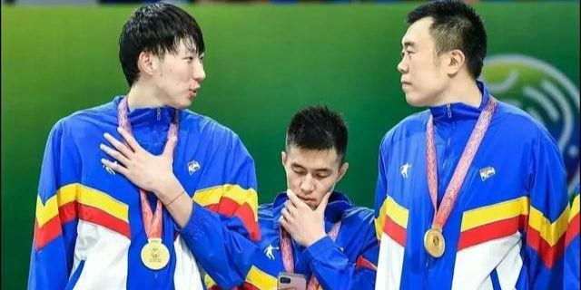 任职的秘书